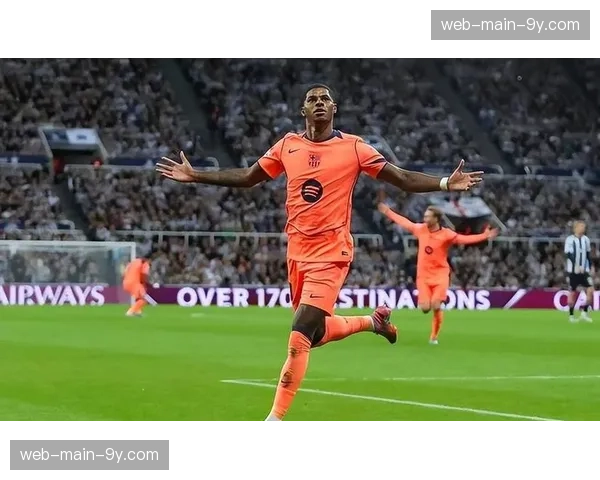 曼联总比分4-3淘汰巴萨，拉什福德加时赛绝杀