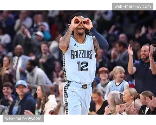 雷恩两主力边卫恢复合练,有望出战周末关键战 雷恩两主力边卫恢复合练,有望出战周末关键战